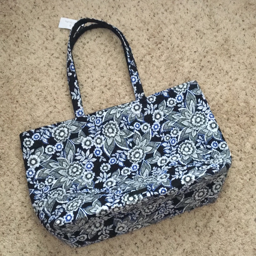 Vera Bradley Tote